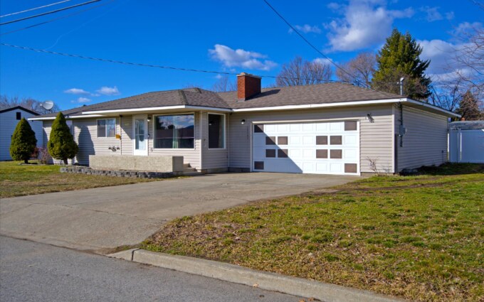 14121 E Springfield Ave, Spokane Valley $396,000 - Just Listed